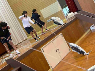 まぐろ普及出前授業