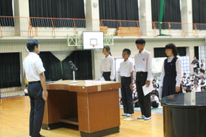 生徒会引き継ぎ式