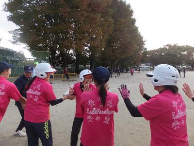 「ホームラン！ナイスバッティング！」