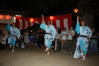 手踊り（若衆）