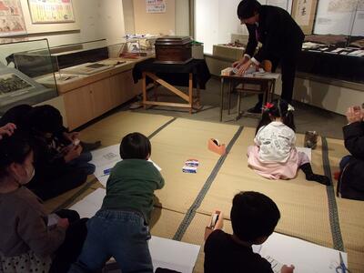 おもちゃ作り風景