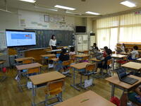 半分の人数で授業