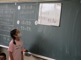 中野小学校６年生の算数の授業の様子です