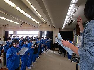 ３年３組　音楽　しらさぎ祭に向けたクラスが合唱の練習　さすが３年生の歌声はいいです！