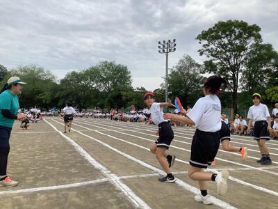 見事なバトンパス