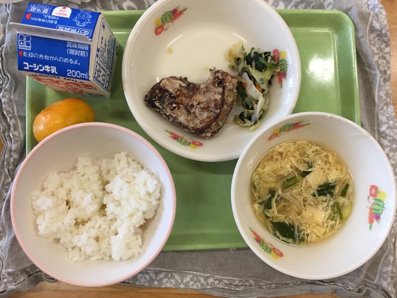 給食室より 流山市立おおぐろの森小学校