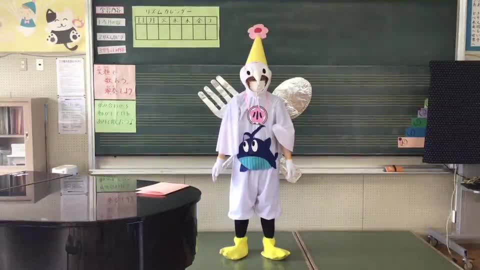 5.音楽室へいく！～校歌を歌うよ ♪～