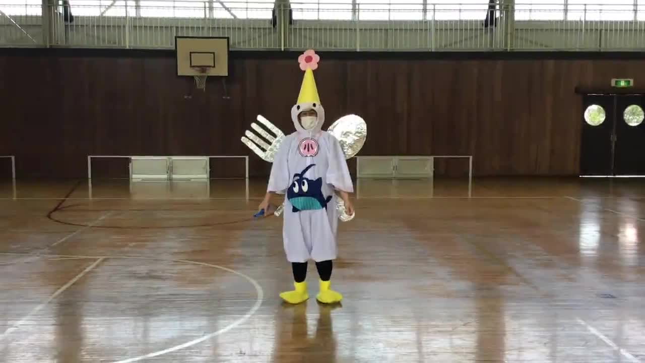 2.体育館へいく！～縄跳びにチャレンジ！～