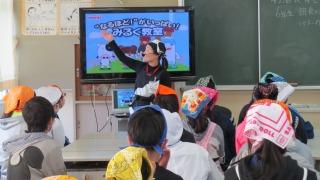 ６年　バターづくり（食育）