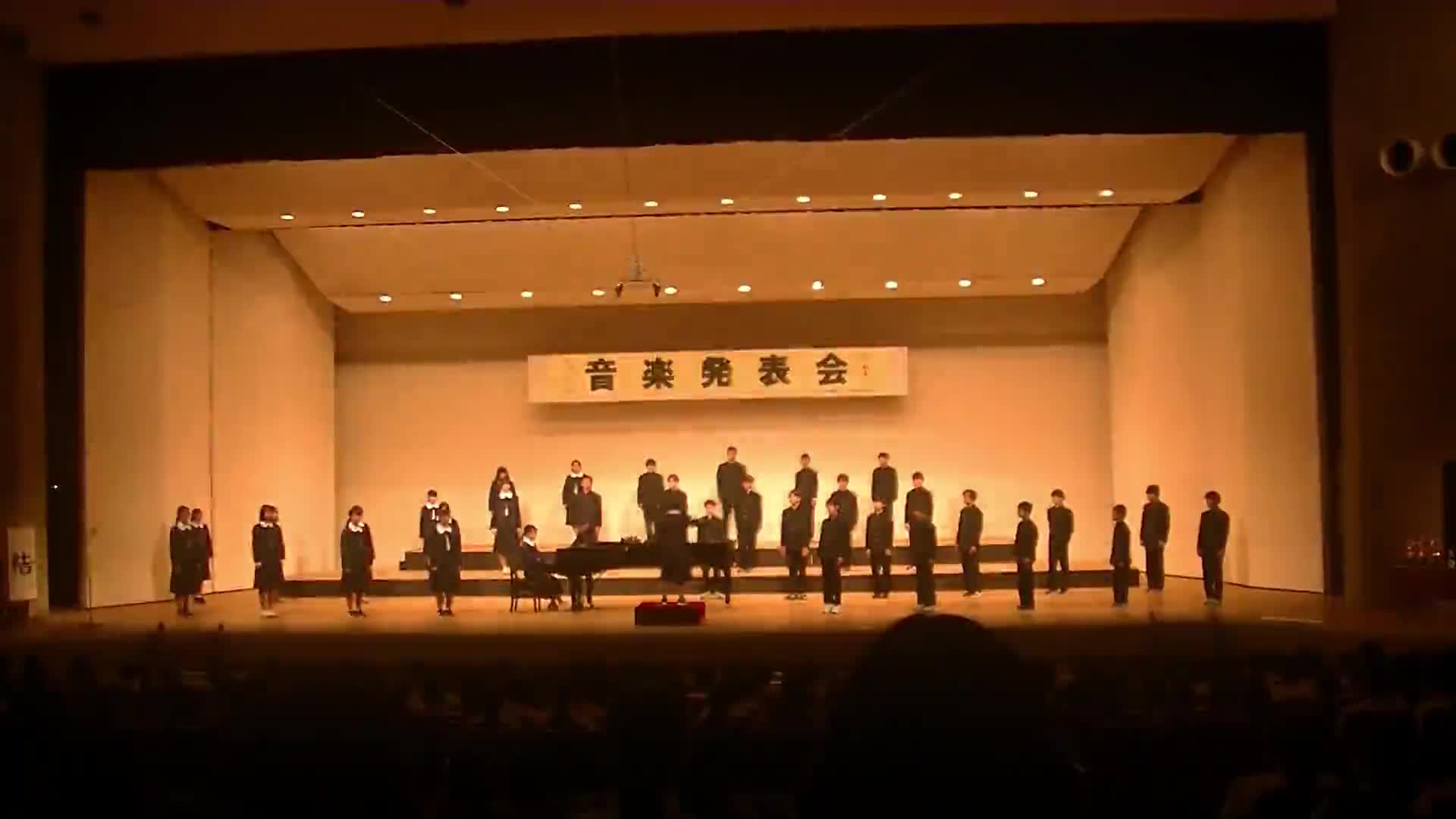 音楽発表会（２年１組）「結 ーゆいー 」