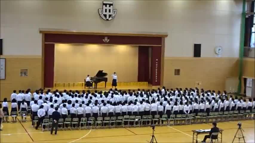 １学年合唱コンクール（学年合唱）「Let's Search for Tomorrow」