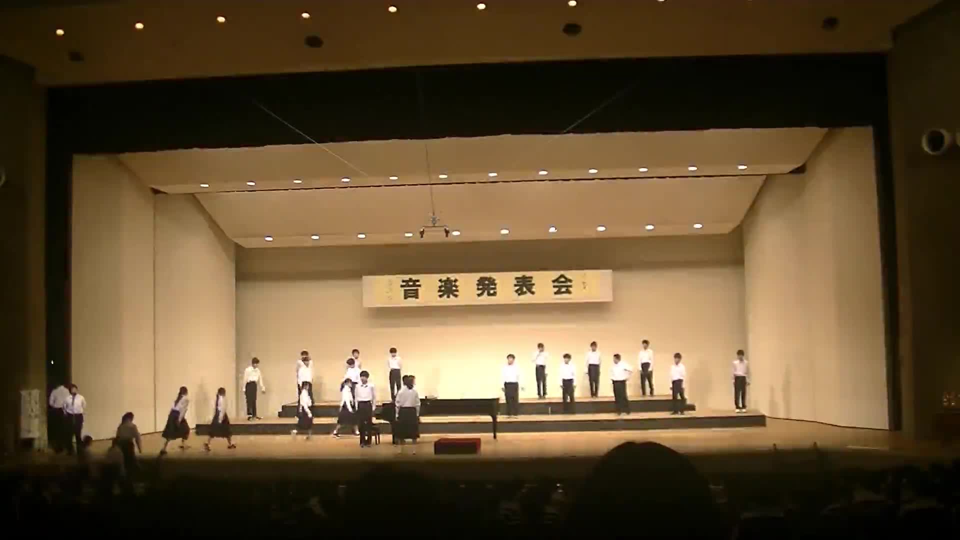 音楽発表会（１年６組）「マイバラード」