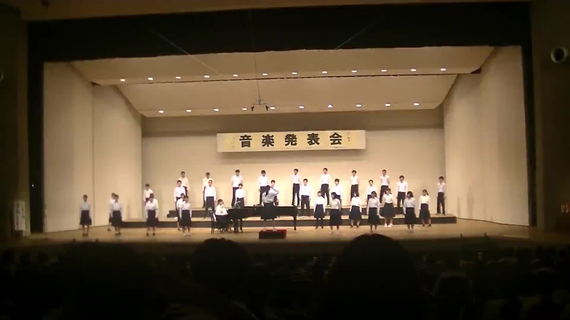 音楽発表会（３年７組）「手紙　～拝啓 十五の君へ～」