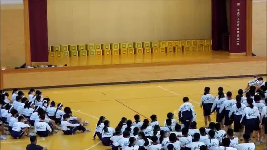 ２年ボディーパーカッション（紫組）