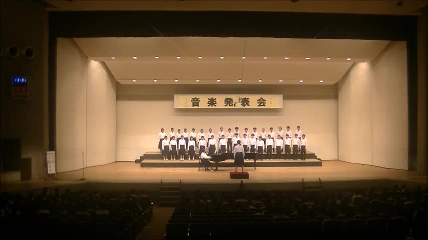 音楽発表会（２年１組）「時を越えて」