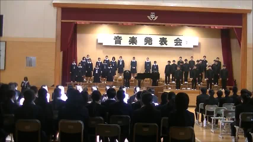 音楽発表会（２年４組）「生きている証」