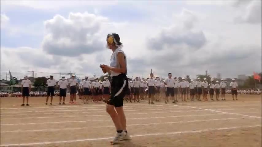 運動会（応援合戦：白）