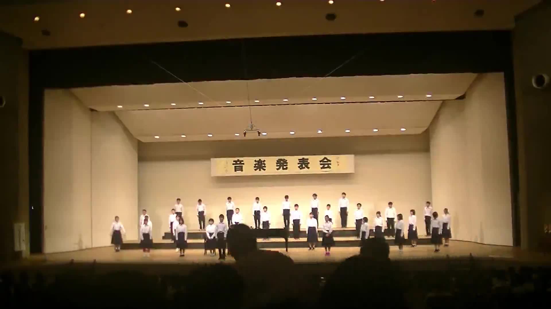 音楽発表会（１年７組）「この星に生まれて」