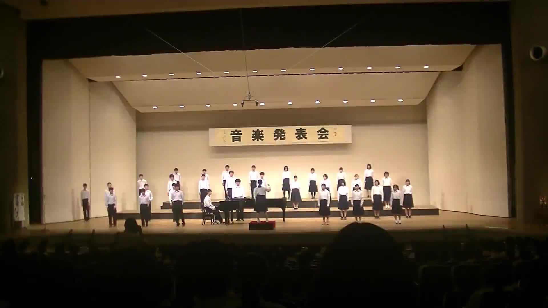 音楽発表会（３年２組）「言葉にすれば」