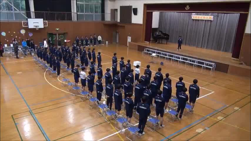 ３年生を送る会（全校合唱）