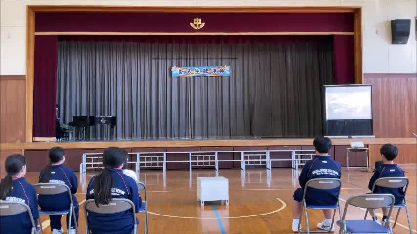 新入生歓迎会（３学年の発表②）