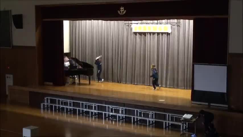 ３年生を送る会（２年生の発表－②）