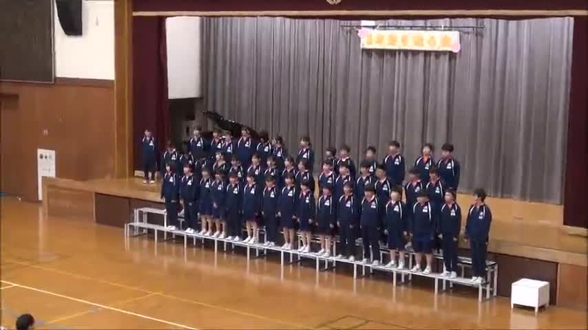 ３年生を送る会（１年生の発表－②）