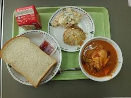 今日の給食はロシア料理でした