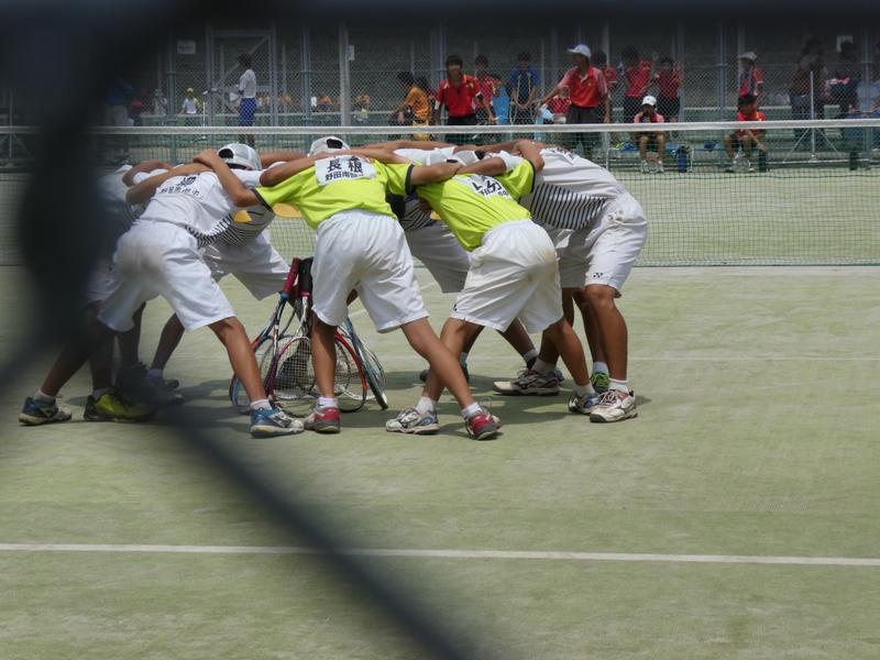 男子テニス_円陣