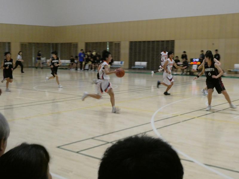 バスケットボール_ドリブル