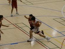 女バス_ドリブル