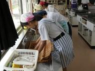 梅干し_片付け作業