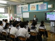 進路座談会の様子１